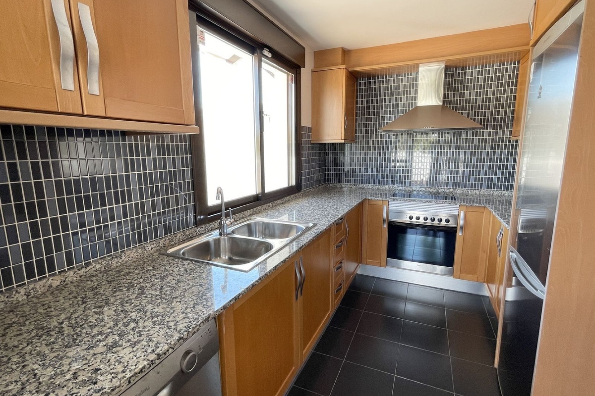 Wiederverkauf - apartment - Estepona - New Golden Mile