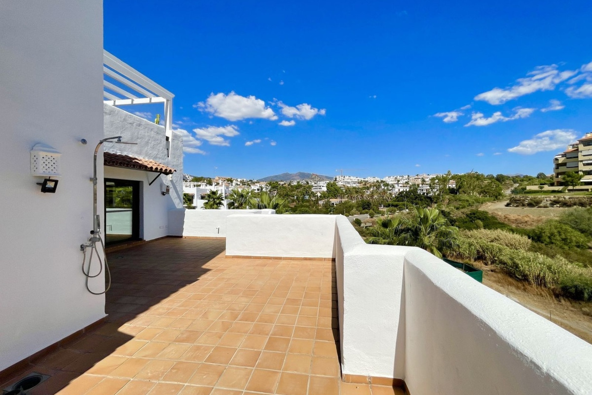 Wiederverkauf - apartment - Estepona - New Golden Mile