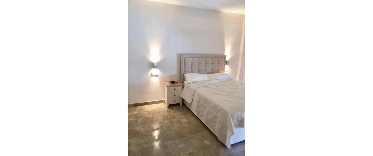 Wiederverkauf - apartment - Estepona - New Golden Mile