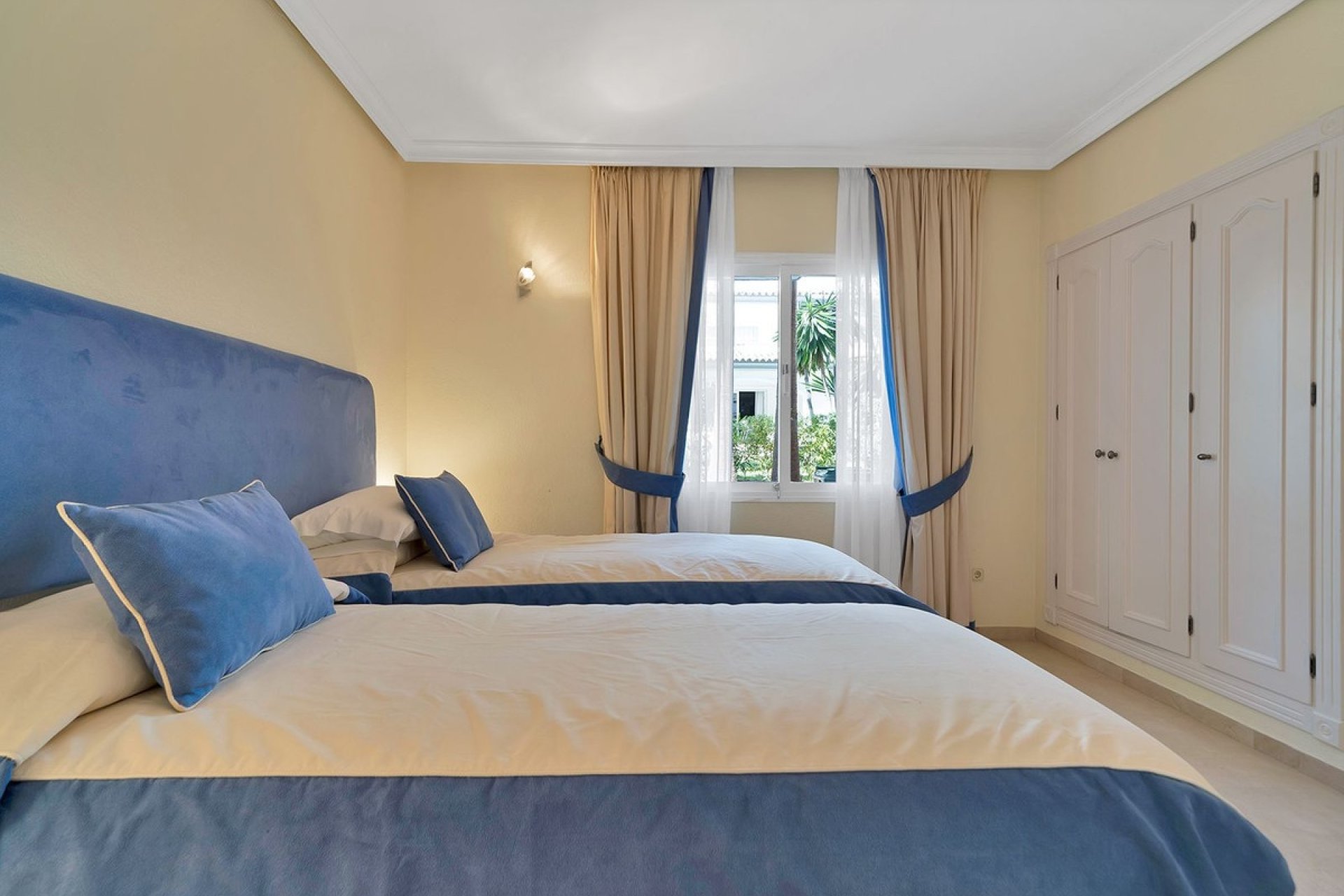 Wiederverkauf - apartment - Estepona - New Golden Mile