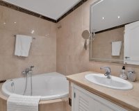 Wiederverkauf - apartment - Estepona - New Golden Mile