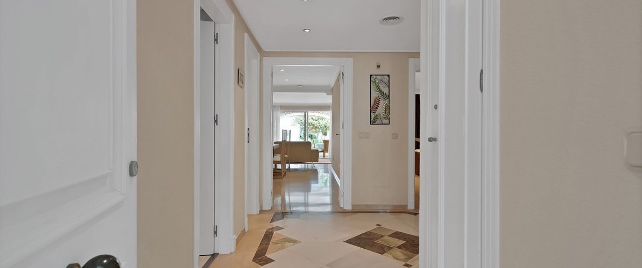 Wiederverkauf - apartment - Estepona - New Golden Mile