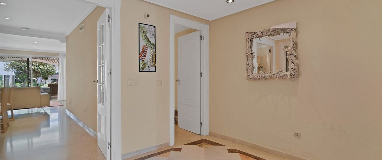 Wiederverkauf - apartment - Estepona - New Golden Mile