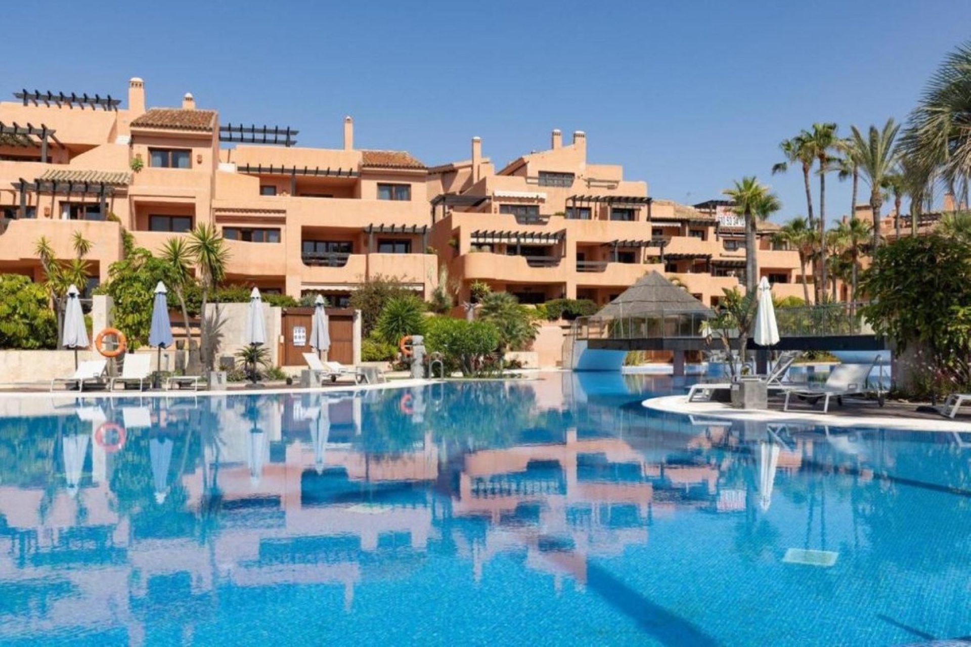 Wiederverkauf - apartment - Estepona - New Golden Mile