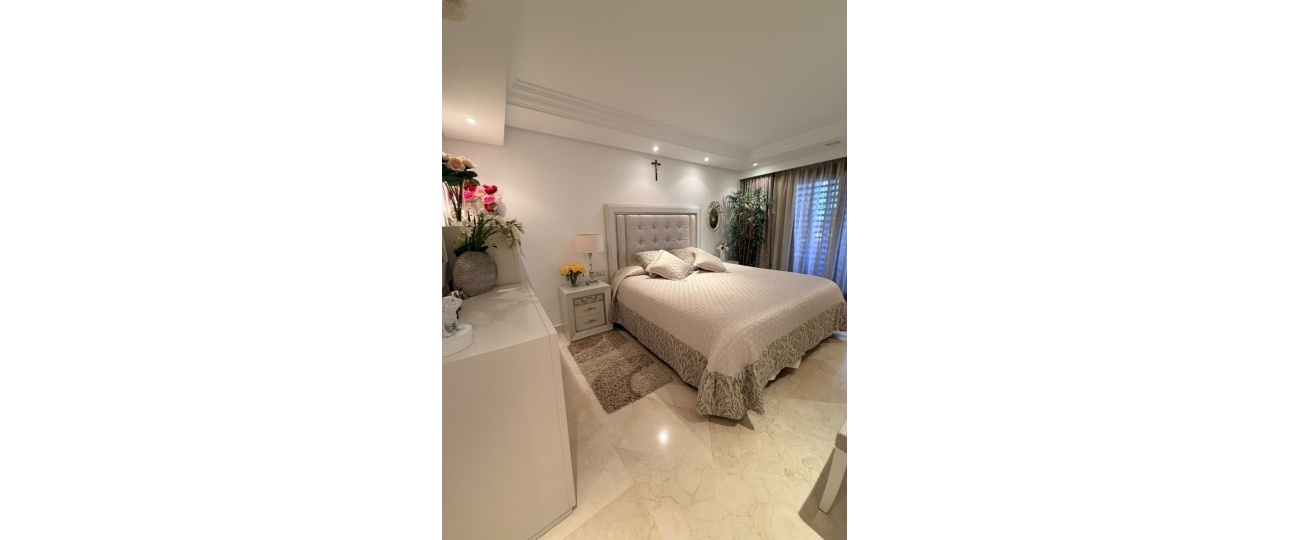 Wiederverkauf - apartment - Estepona - New Golden Mile