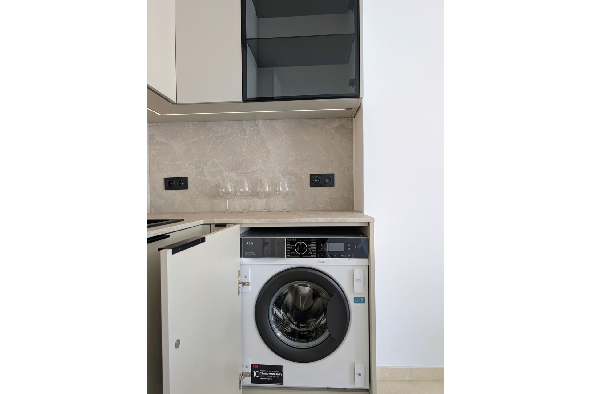 Wiederverkauf - apartment - Estepona - New Golden Mile