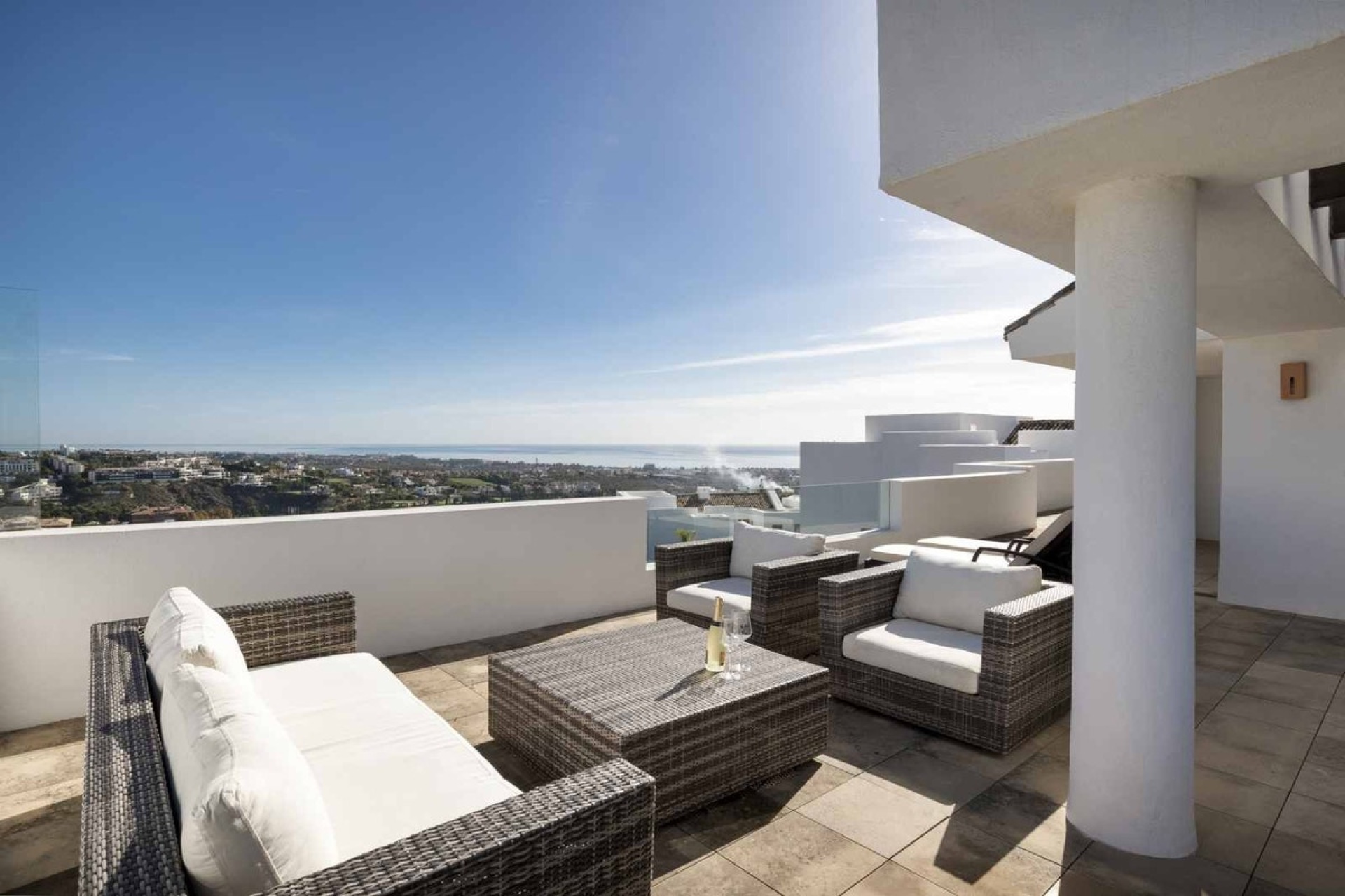 Wiederverkauf - apartment - Estepona - New Golden Mile