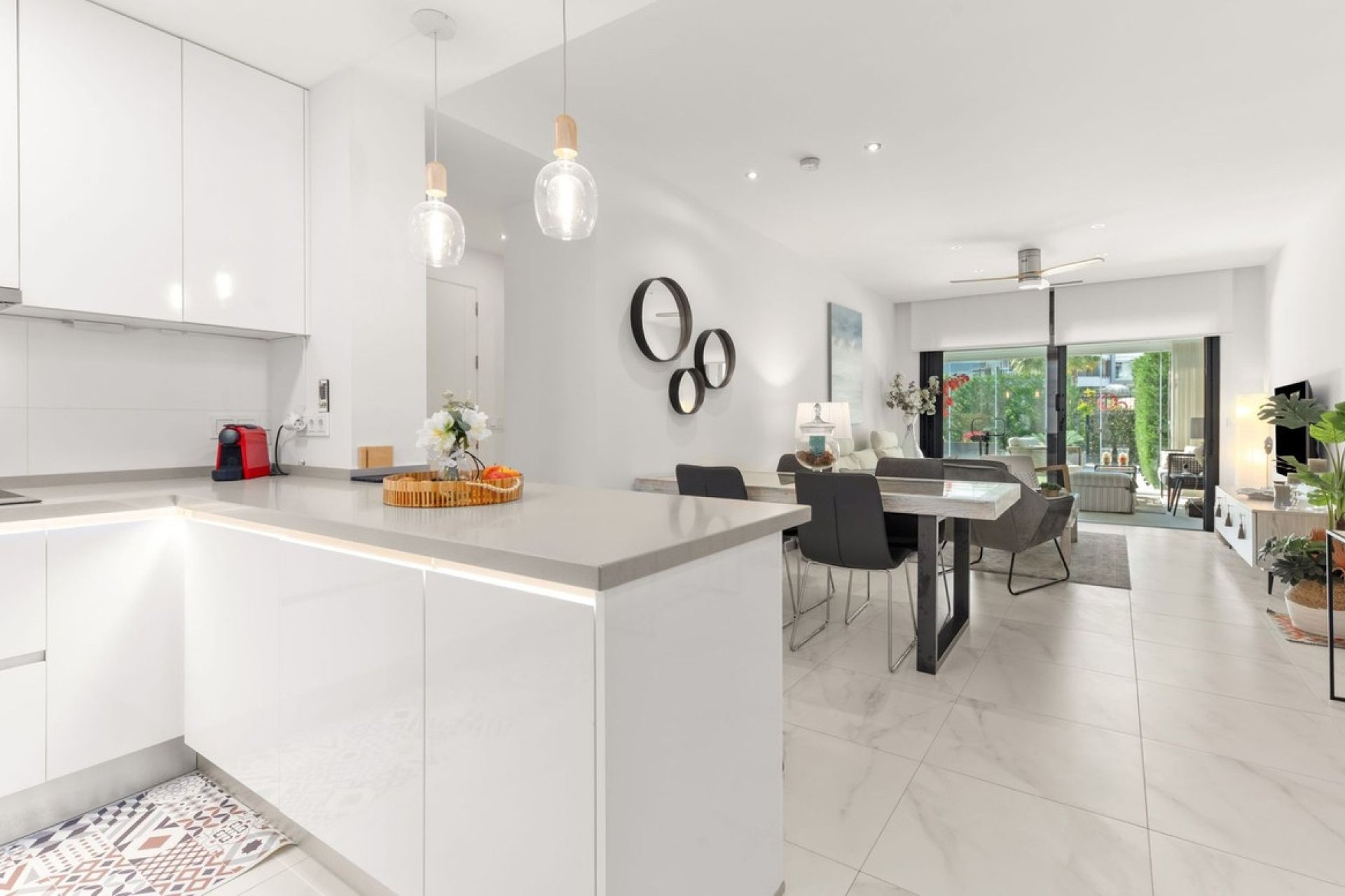 Wiederverkauf - apartment - Estepona - New Golden Mile