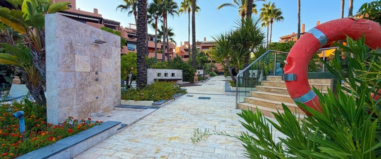 Wiederverkauf - apartment - Estepona - New Golden Mile