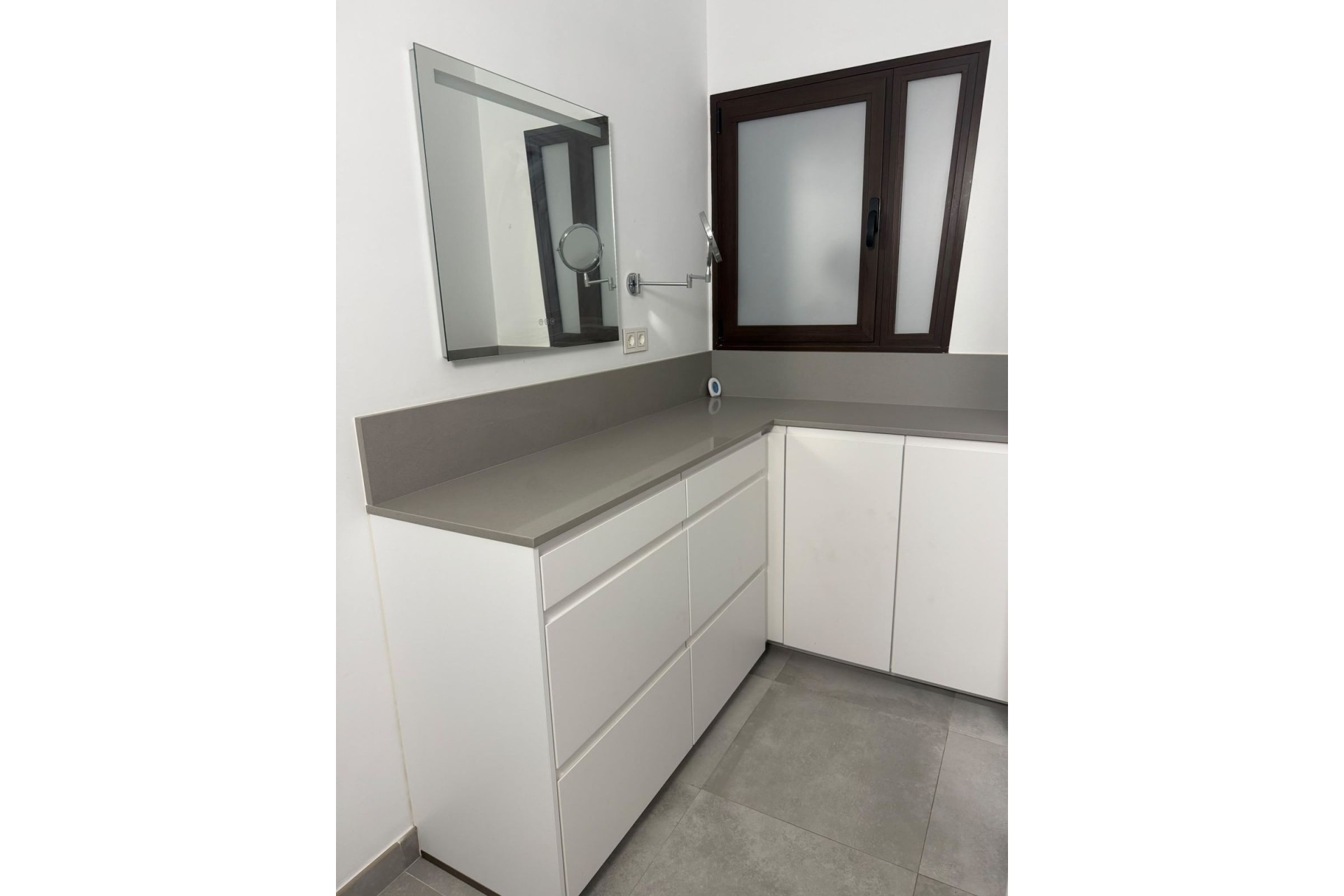 Wiederverkauf - apartment - Estepona - New Golden Mile