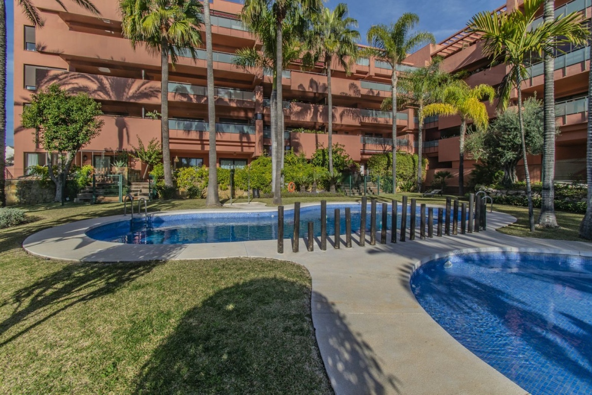 Wiederverkauf - apartment - Estepona - New Golden Mile