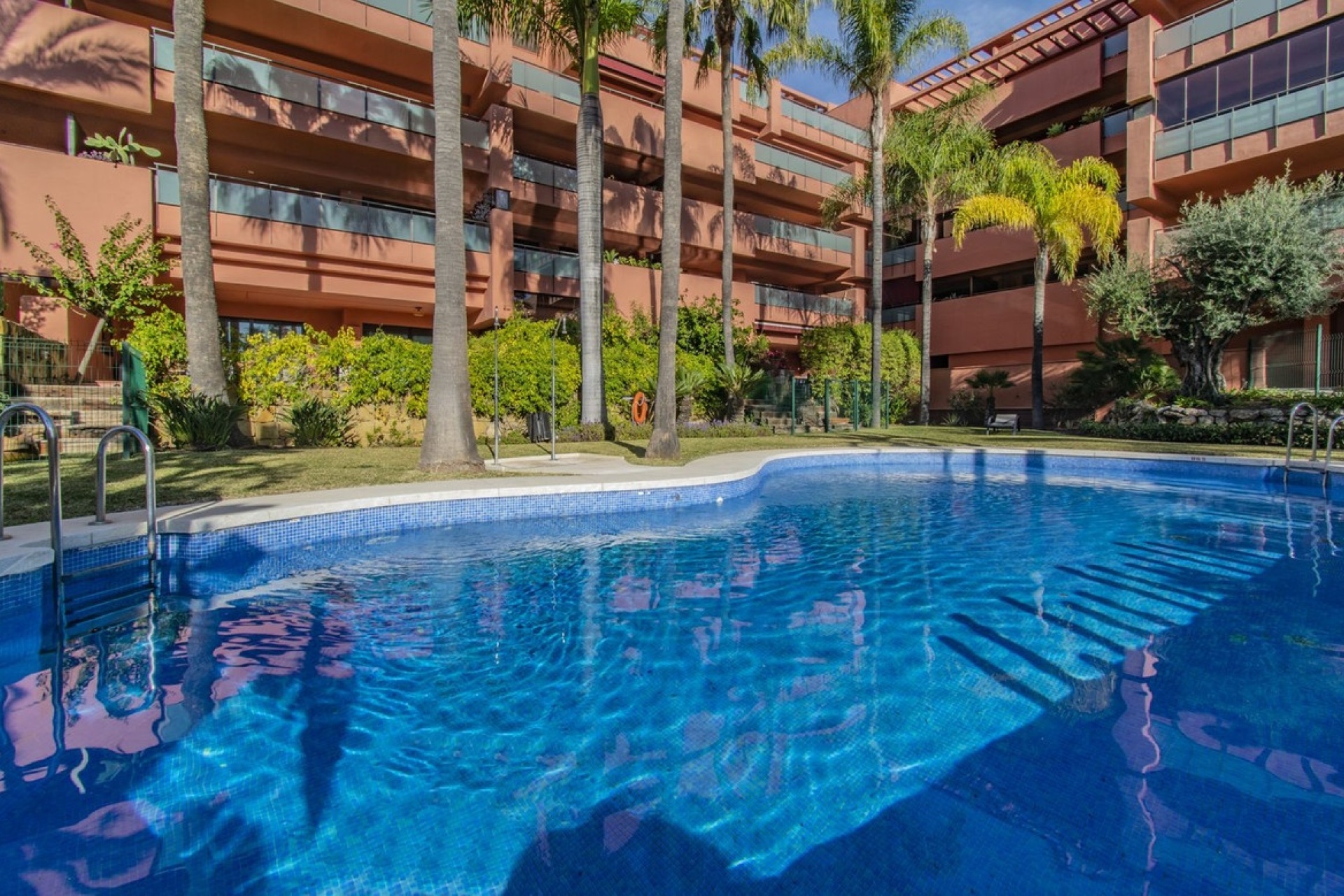 Wiederverkauf - apartment - Estepona - New Golden Mile