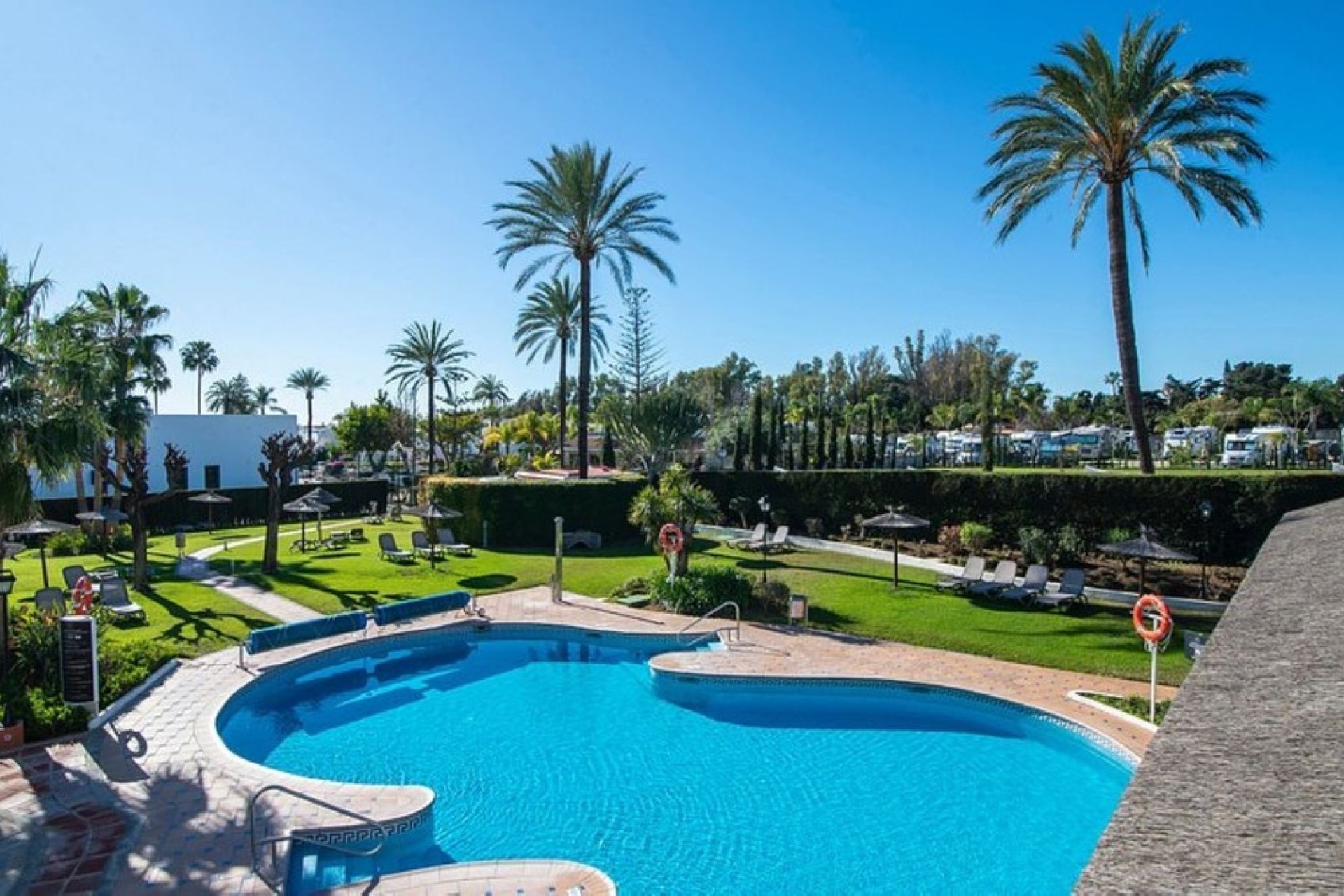 Wiederverkauf - apartment - Estepona - New Golden Mile