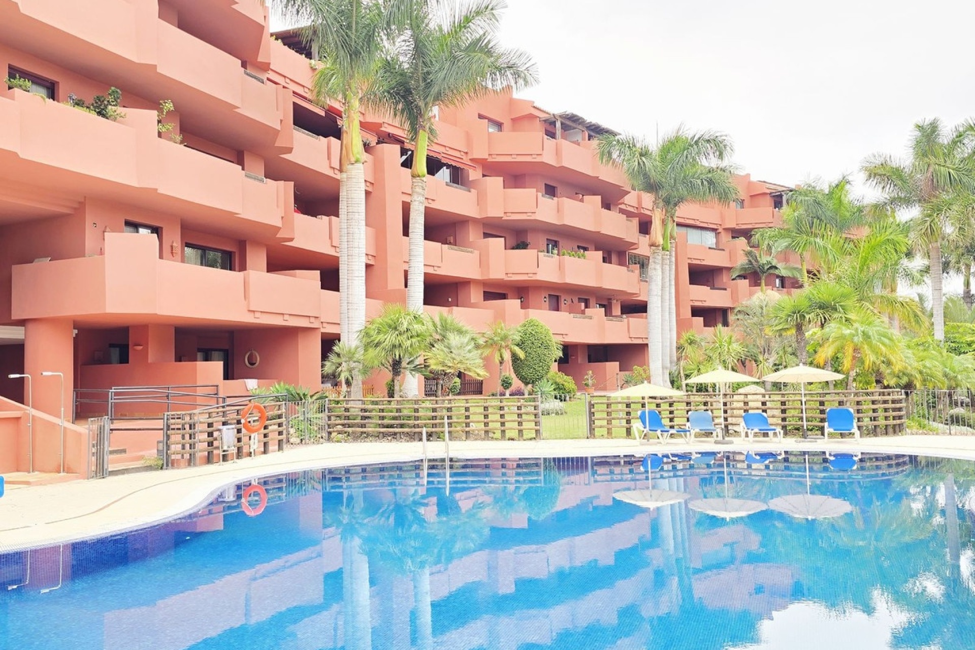 Wiederverkauf - apartment - Estepona - New Golden Mile