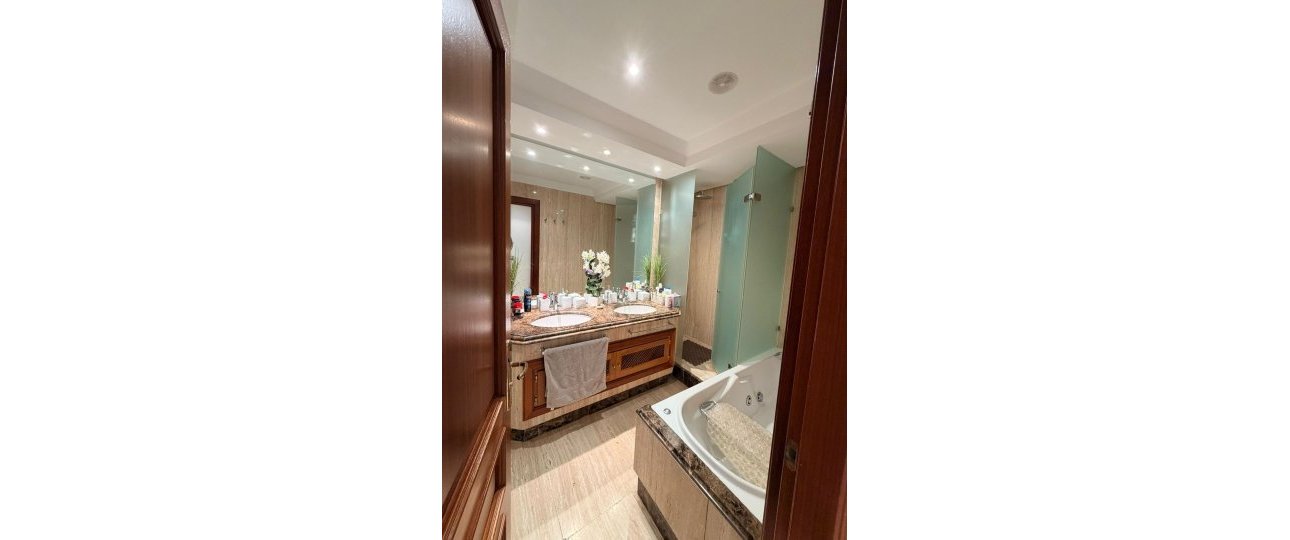 Wiederverkauf - apartment - Estepona - New Golden Mile