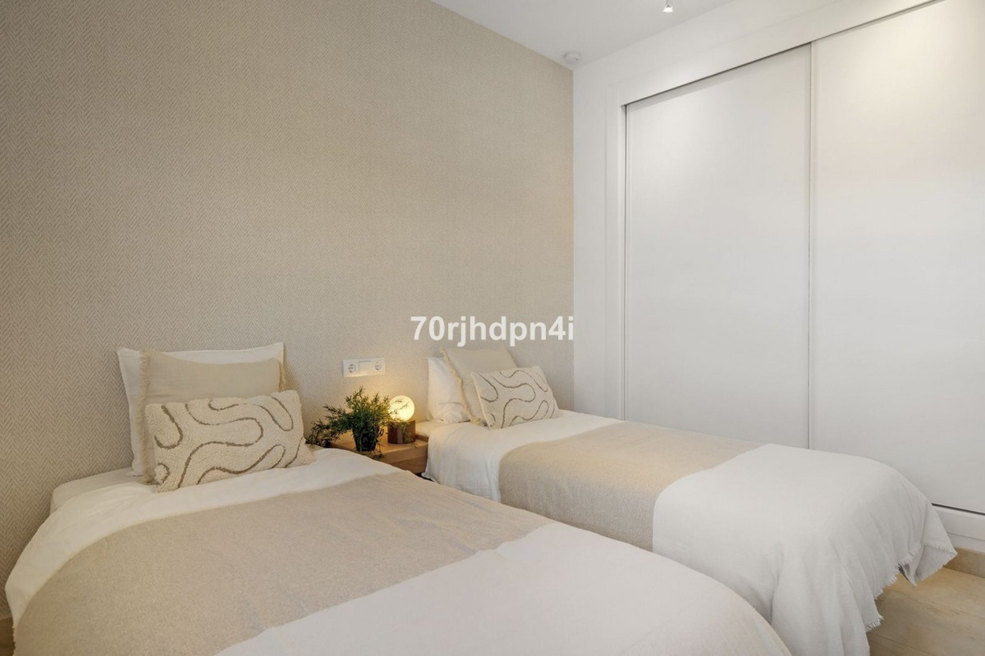 Wiederverkauf - apartment - Estepona - Selwo