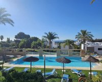 Wiederverkauf - apartment - Estepona - Selwo