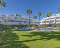 Wiederverkauf - apartment - Estepona - Selwo