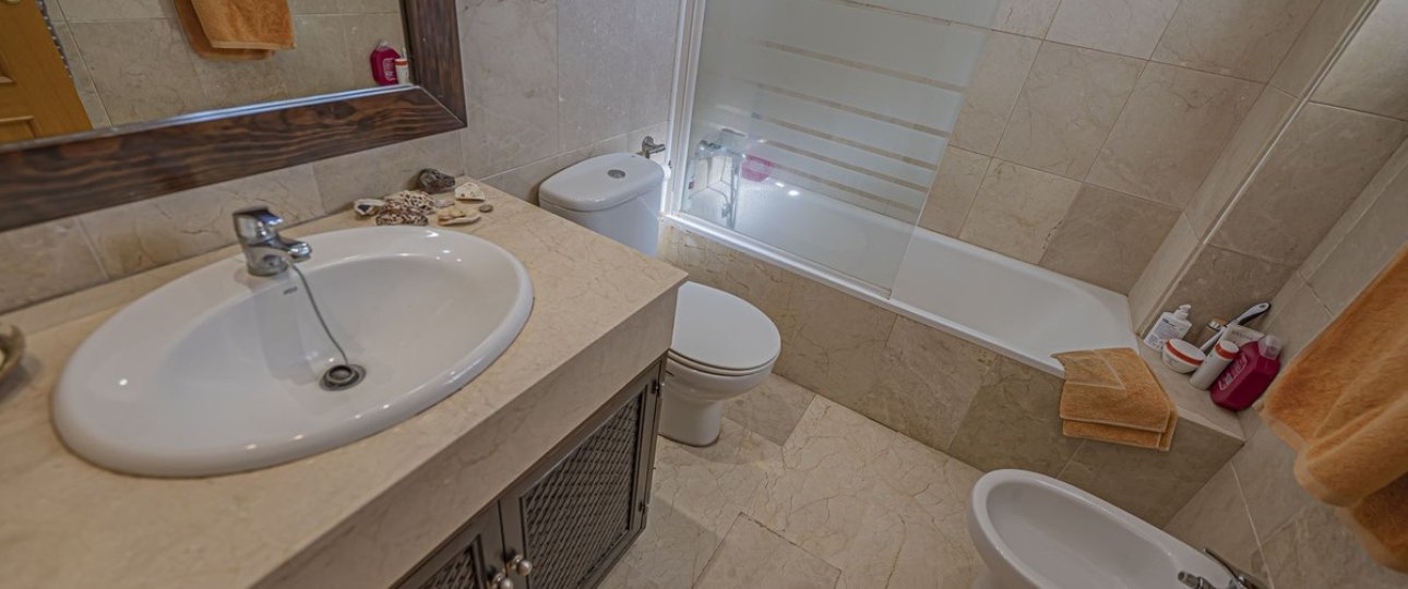Wiederverkauf - apartment - Estepona - Selwo