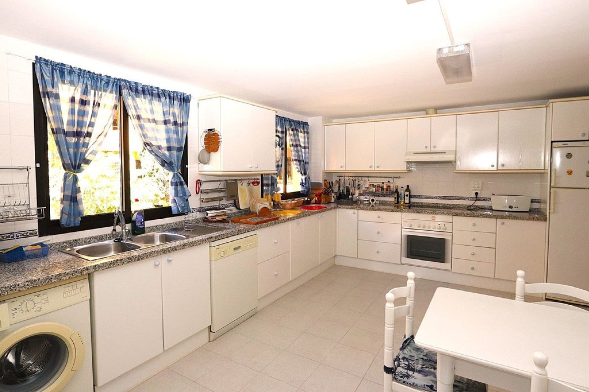 Wiederverkauf - apartment - Estepona - Selwo