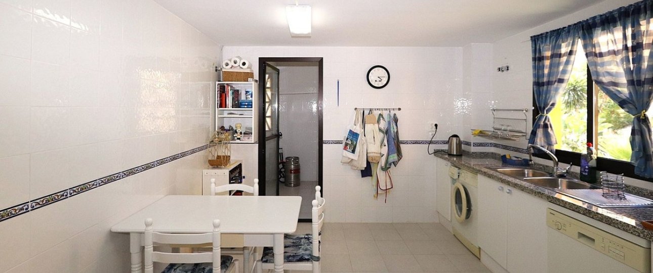 Wiederverkauf - apartment - Estepona - Selwo