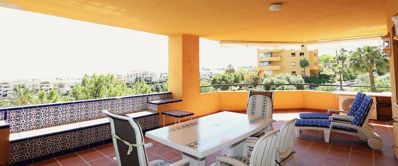 Wiederverkauf - apartment - Estepona - Selwo