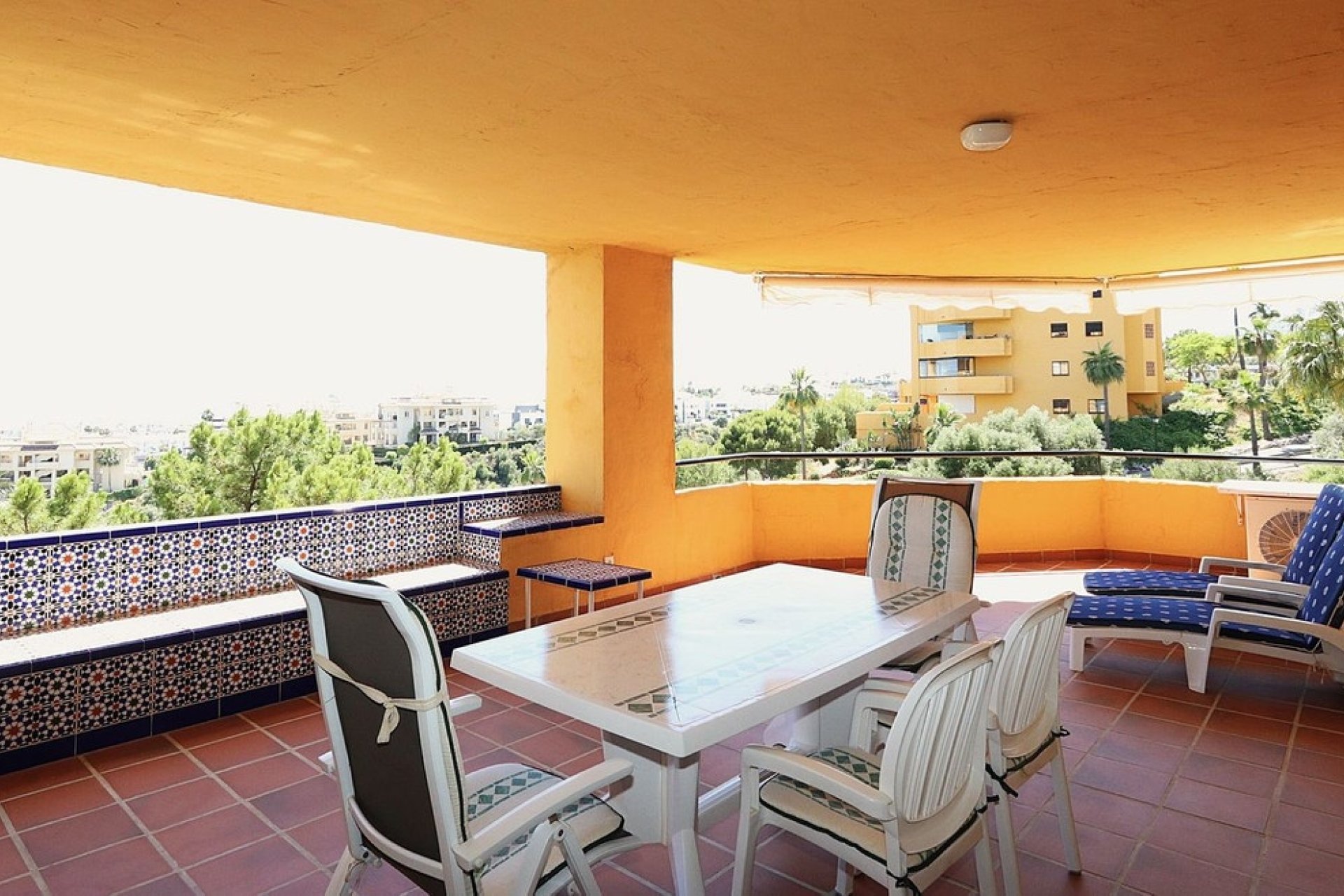 Wiederverkauf - apartment - Estepona - Selwo