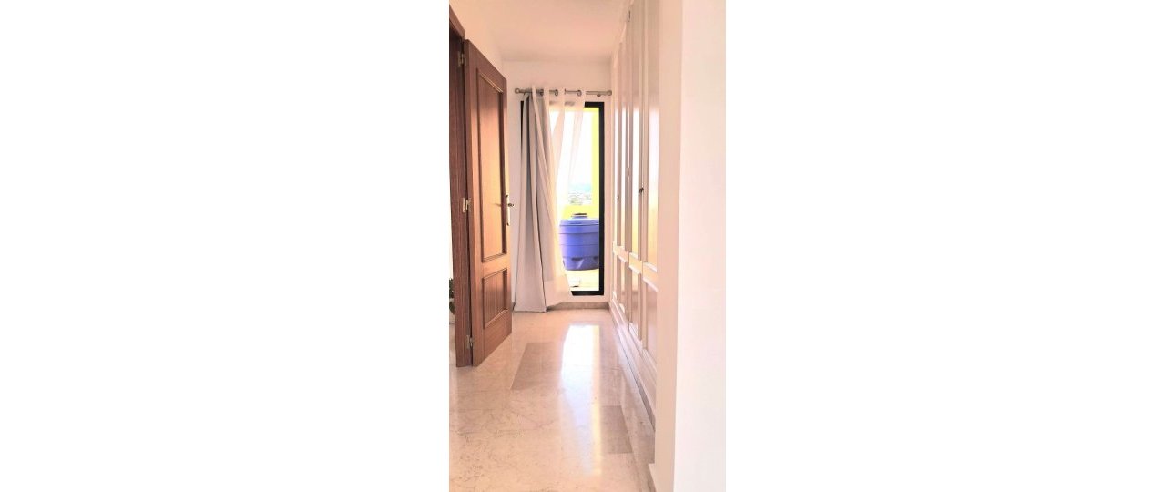Wiederverkauf - apartment - Estepona - Selwo