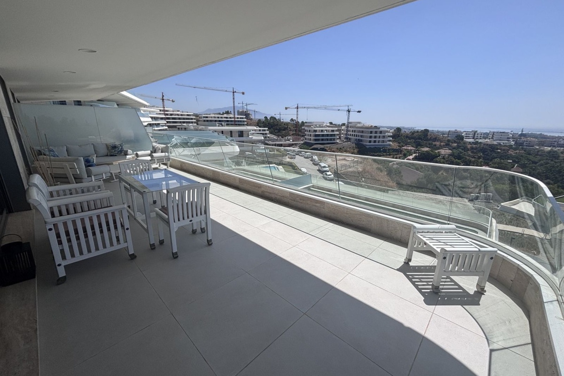 Wiederverkauf - apartment - Estepona - Selwo