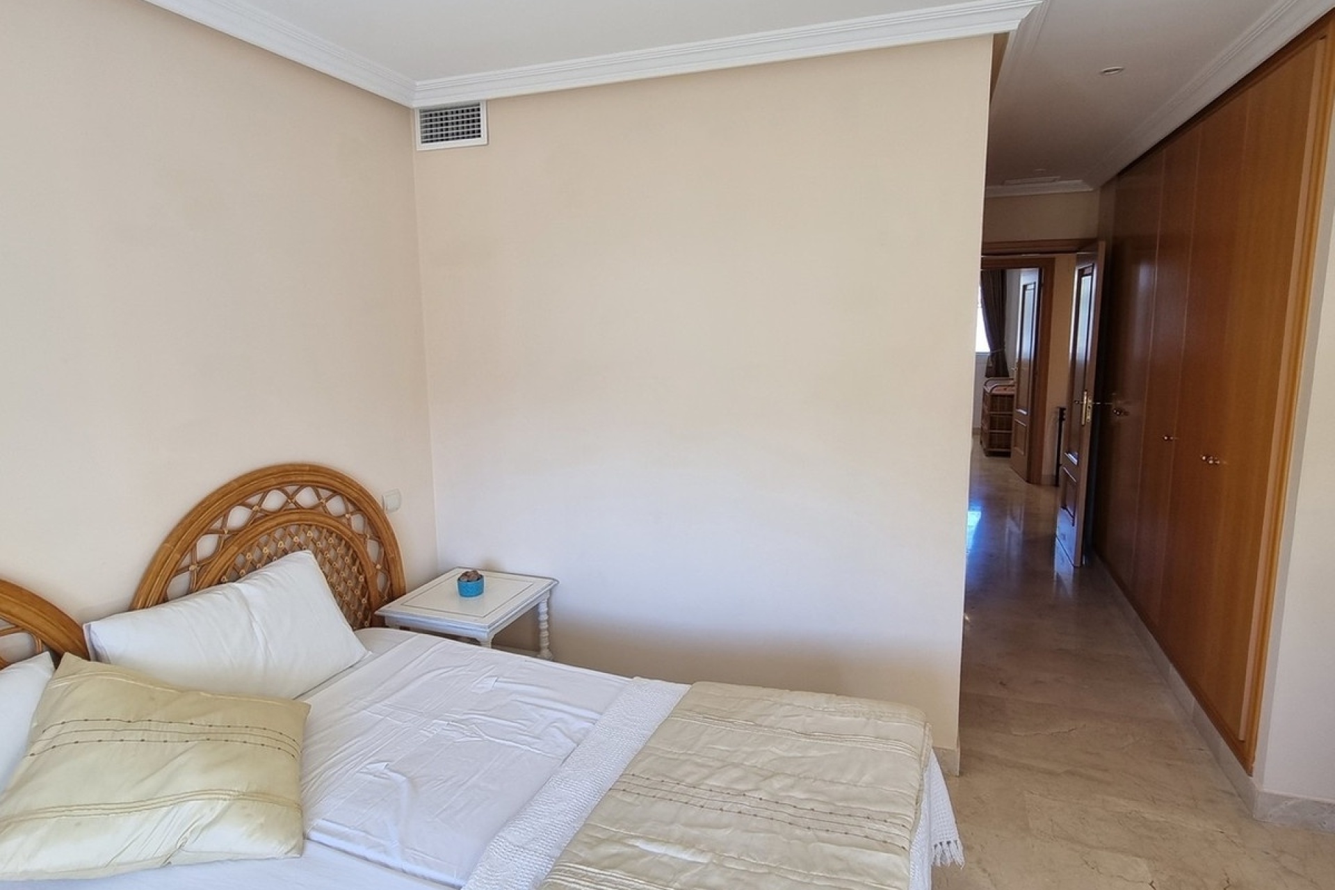 Wiederverkauf - apartment - Estepona - Selwo
