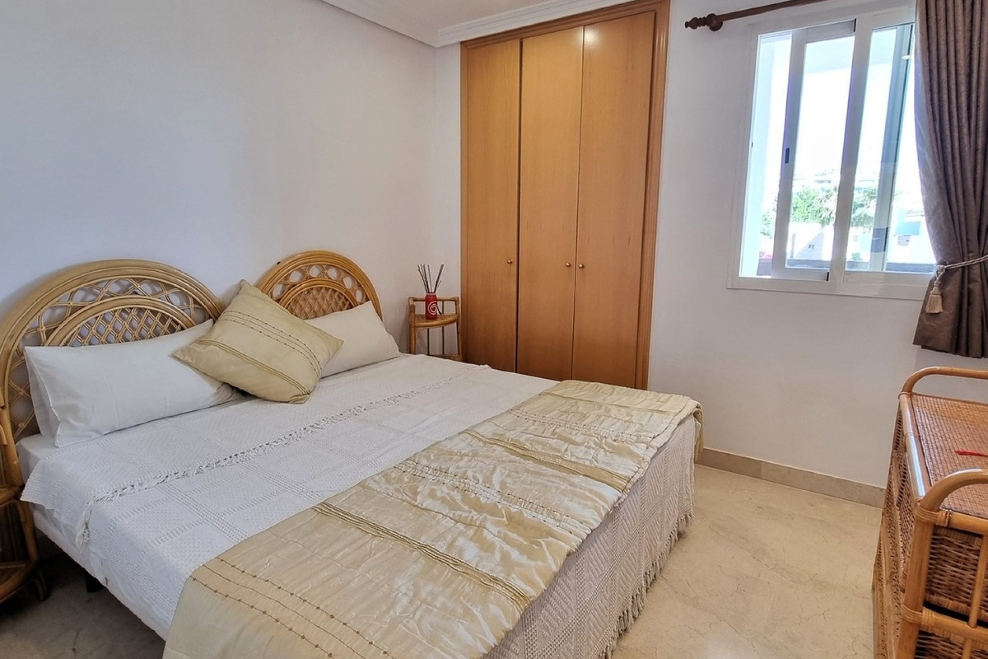 Wiederverkauf - apartment - Estepona - Selwo