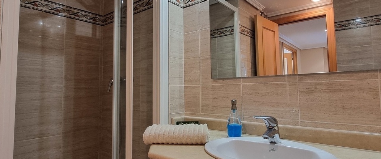 Wiederverkauf - apartment - Estepona - Selwo