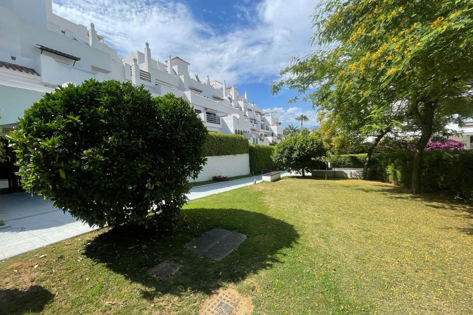 Wiederverkauf - apartment - Estepona - Selwo