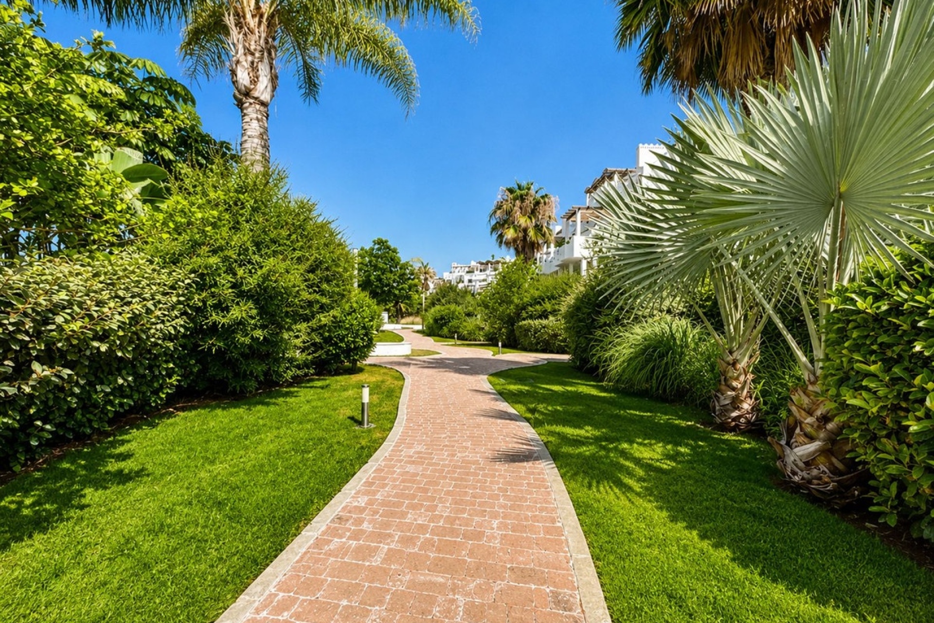 Wiederverkauf - apartment - Estepona - Selwo