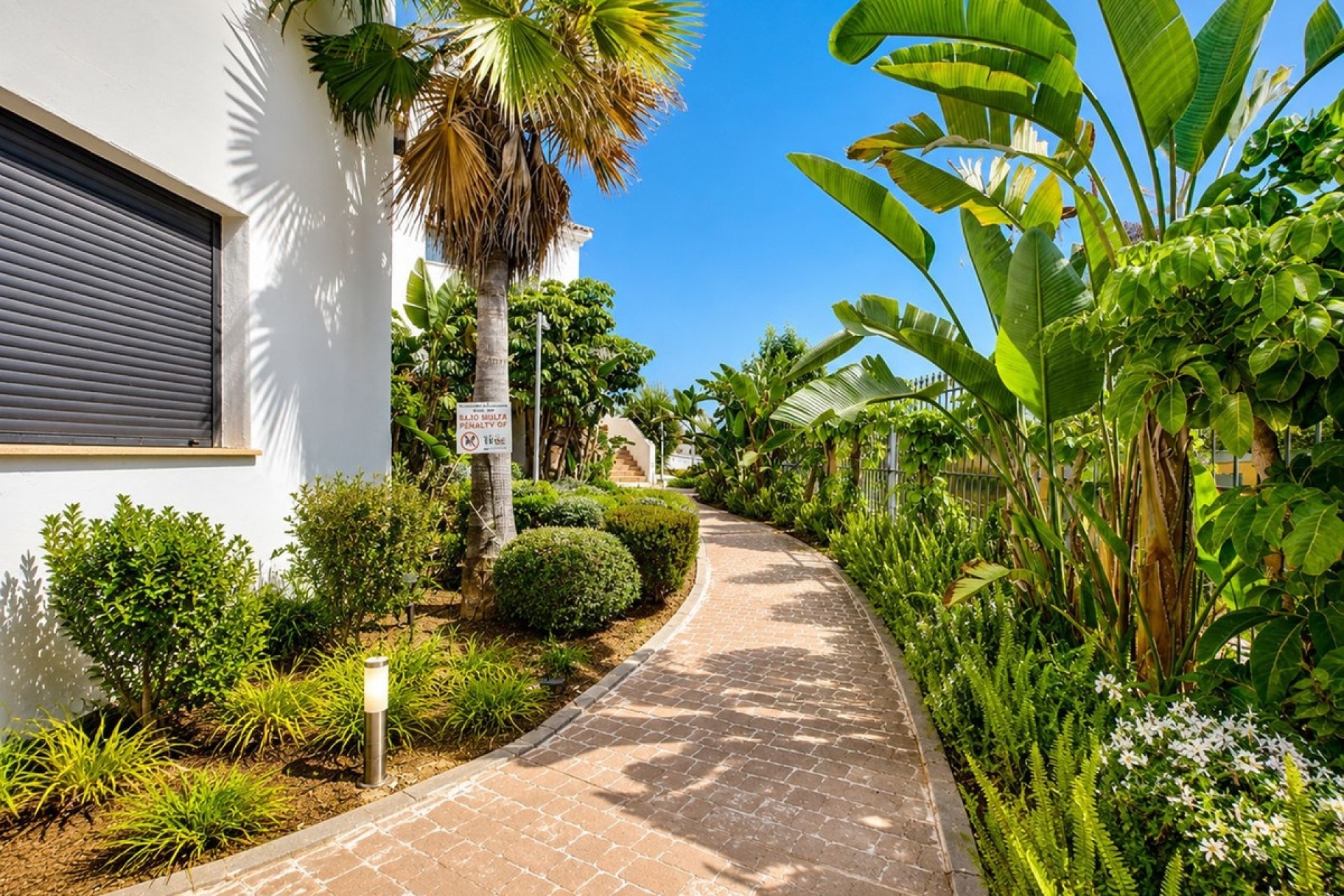 Wiederverkauf - apartment - Estepona - Selwo