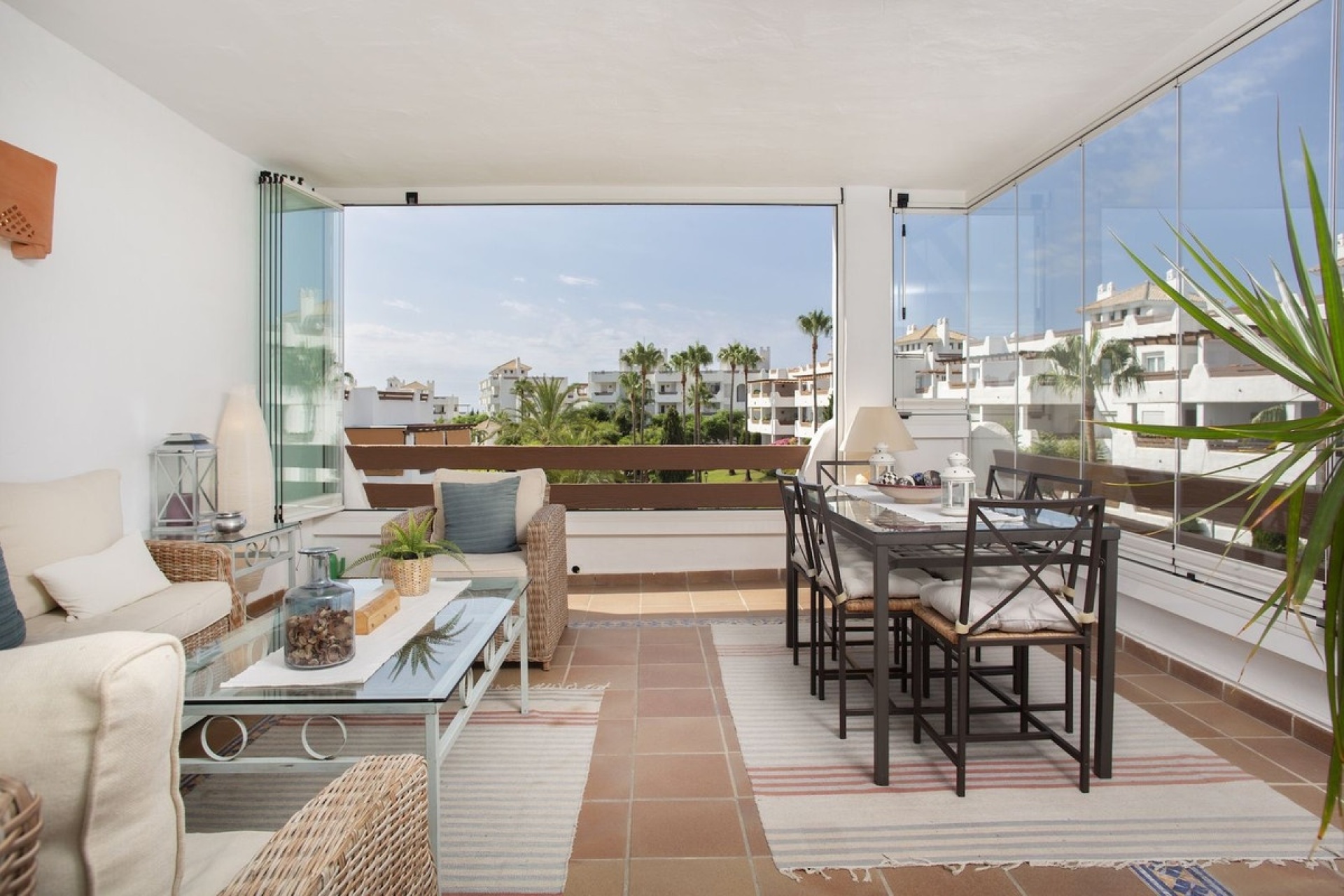 Wiederverkauf - apartment - Estepona - Selwo