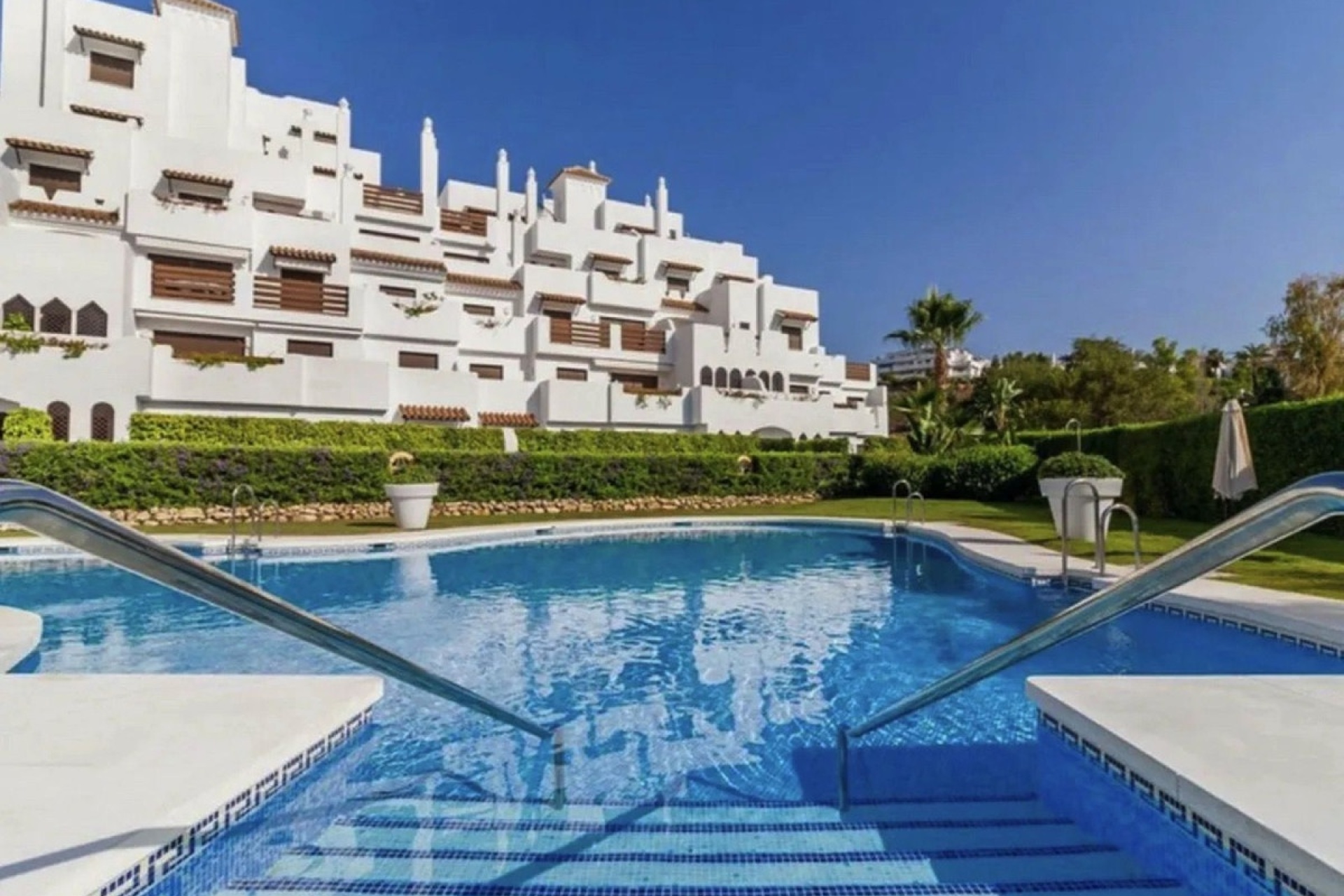 Wiederverkauf - apartment - Estepona - Selwo