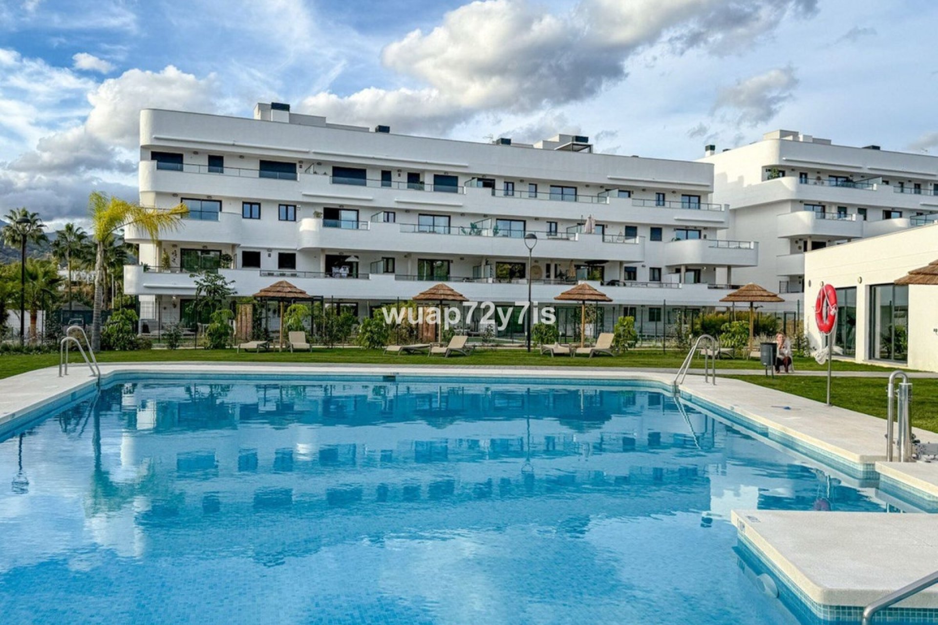 Wiederverkauf - apartment - Estepona - Selwo