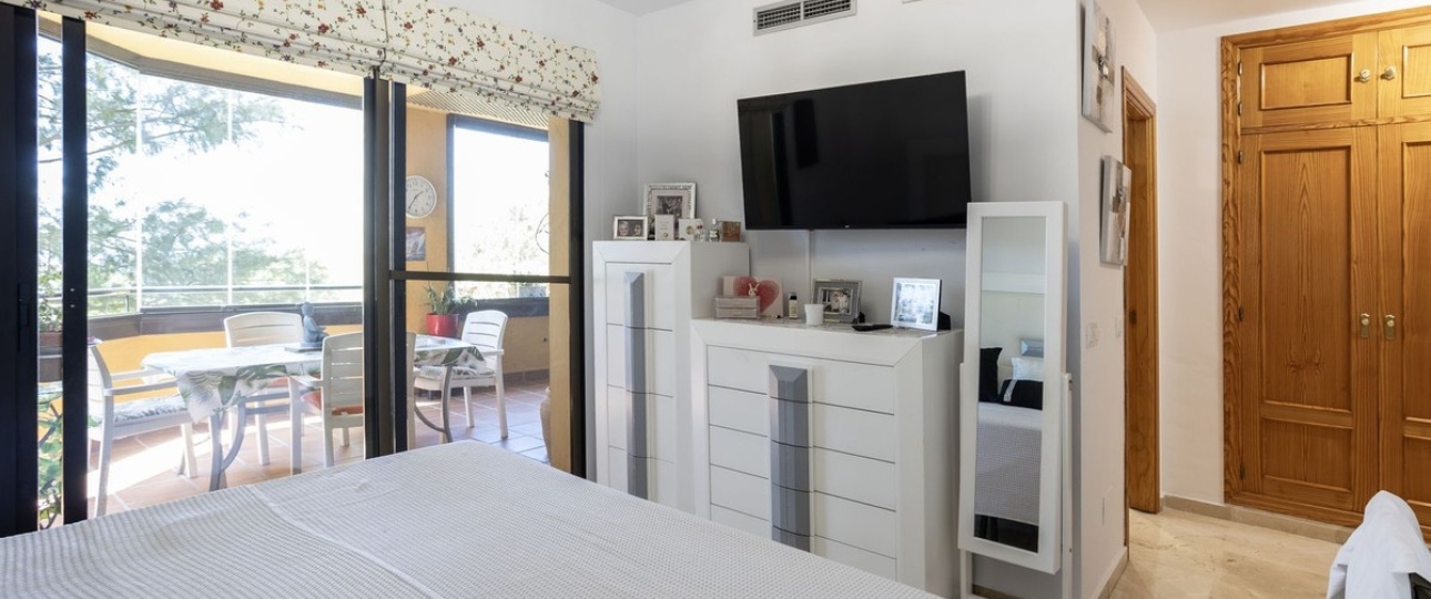 Wiederverkauf - apartment - Estepona - Selwo