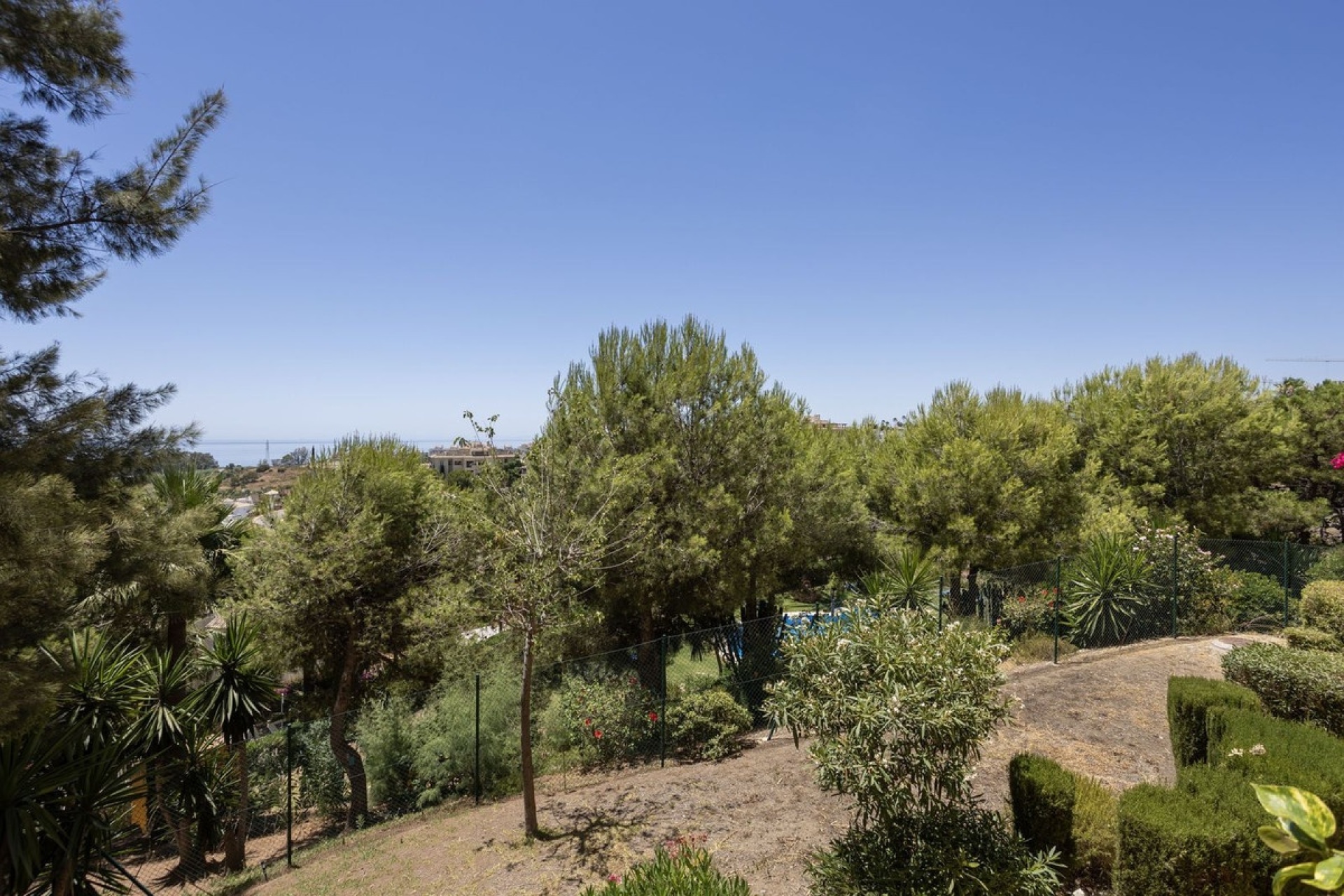 Wiederverkauf - apartment - Estepona - Selwo