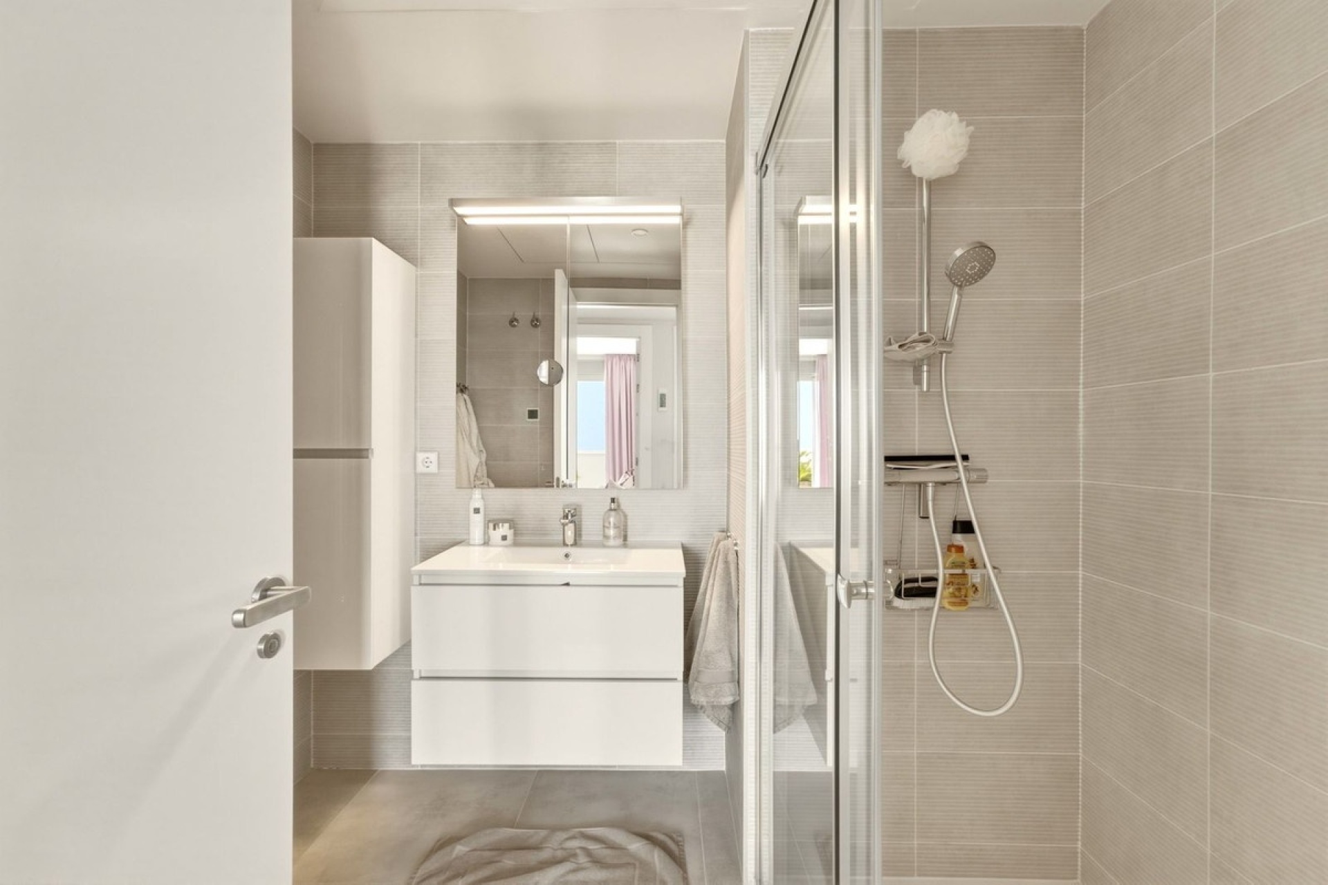 Wiederverkauf - apartment - Estepona - Selwo