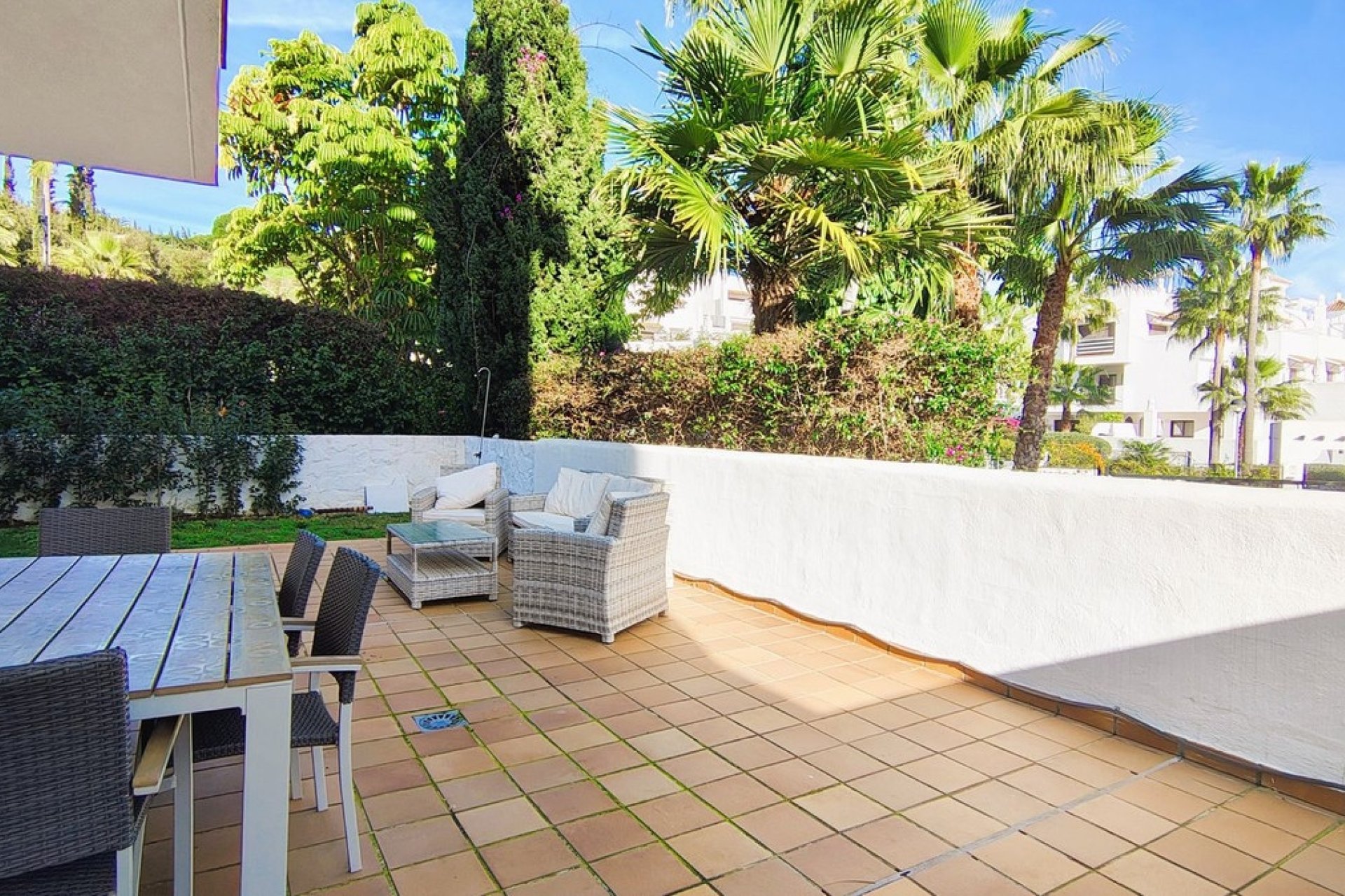Wiederverkauf - apartment - Estepona - Selwo
