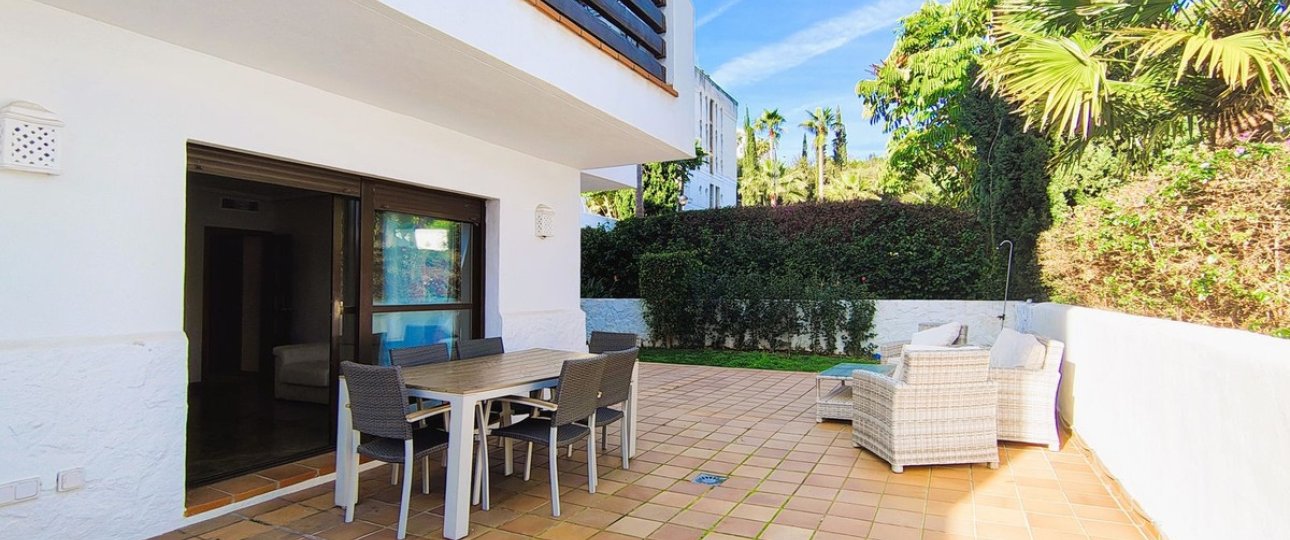 Wiederverkauf - apartment - Estepona - Selwo