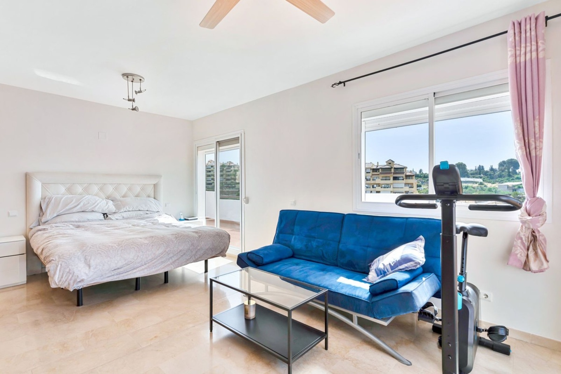 Wiederverkauf - apartment - Estepona - Selwo