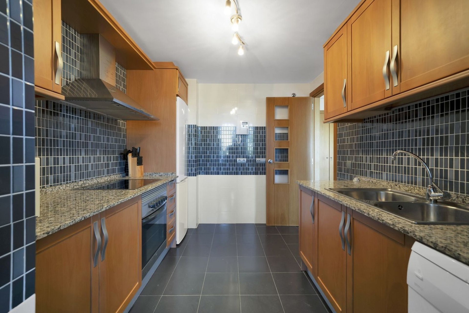 Wiederverkauf - apartment - Estepona - Selwo