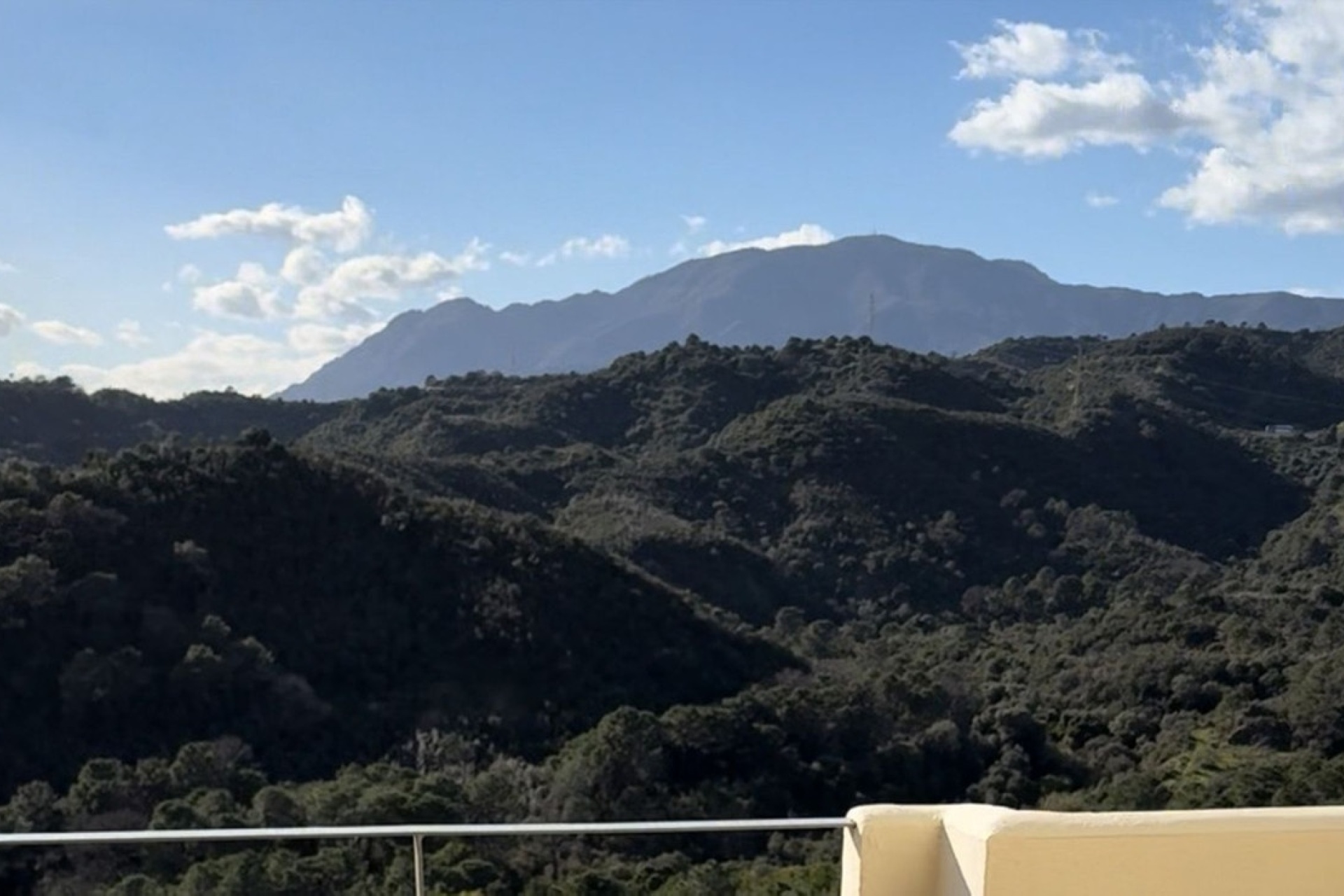 Wiederverkauf - apartment - Estepona - Selwo