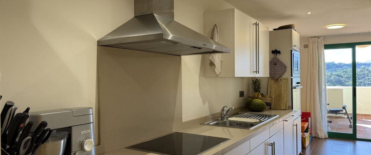 Wiederverkauf - apartment - Estepona - Selwo