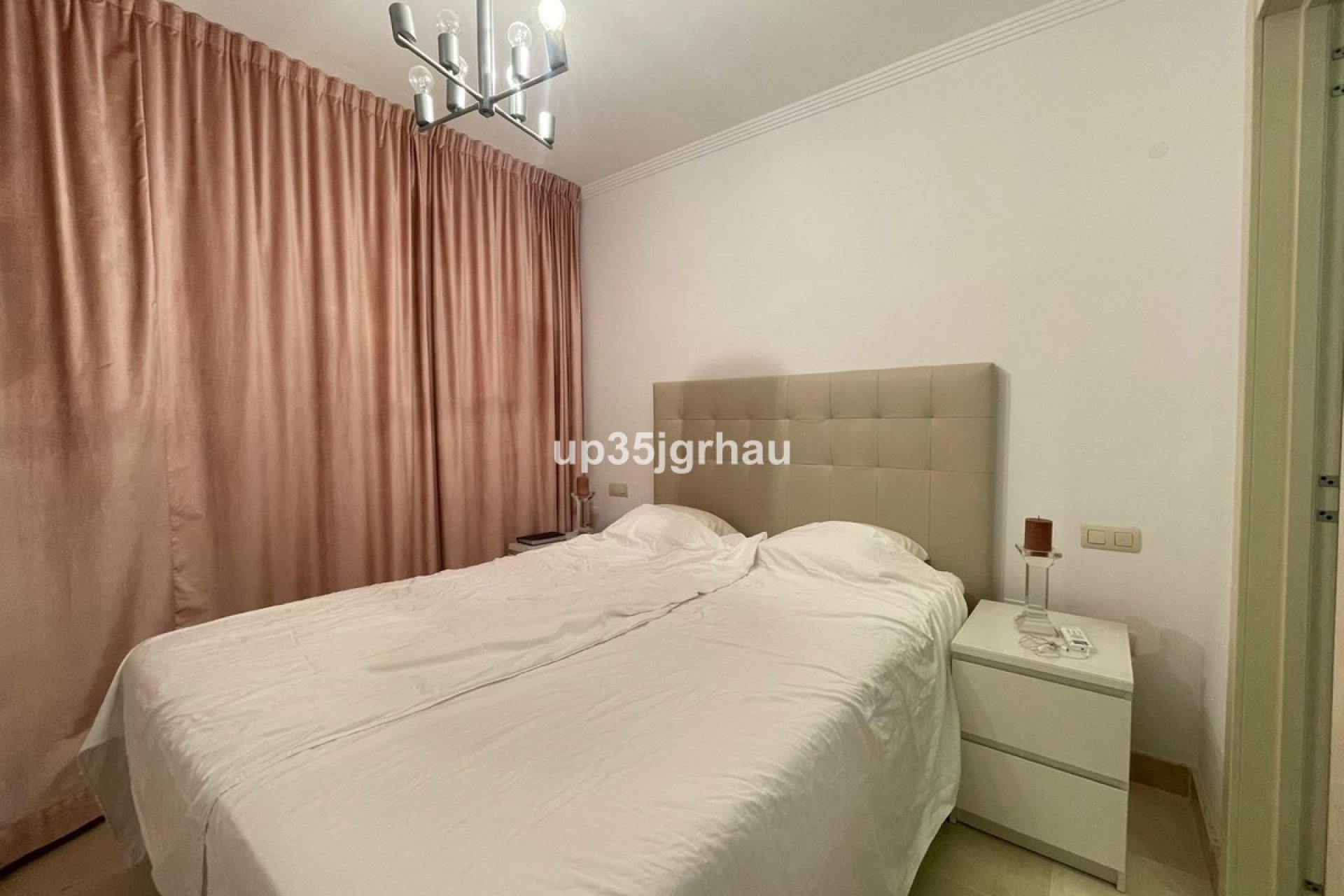 Wiederverkauf - apartment - Estepona - Selwo