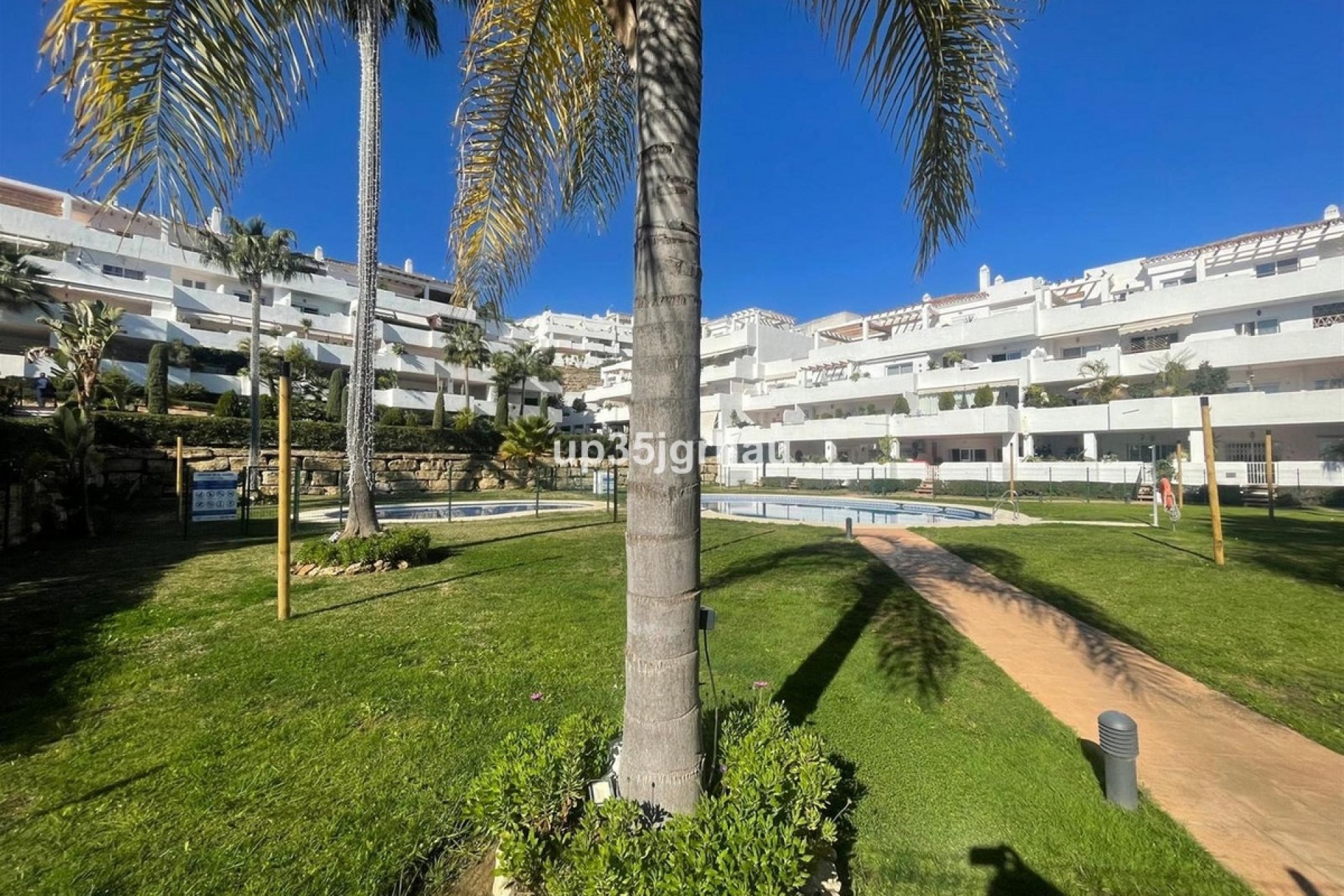 Wiederverkauf - apartment - Estepona - Selwo