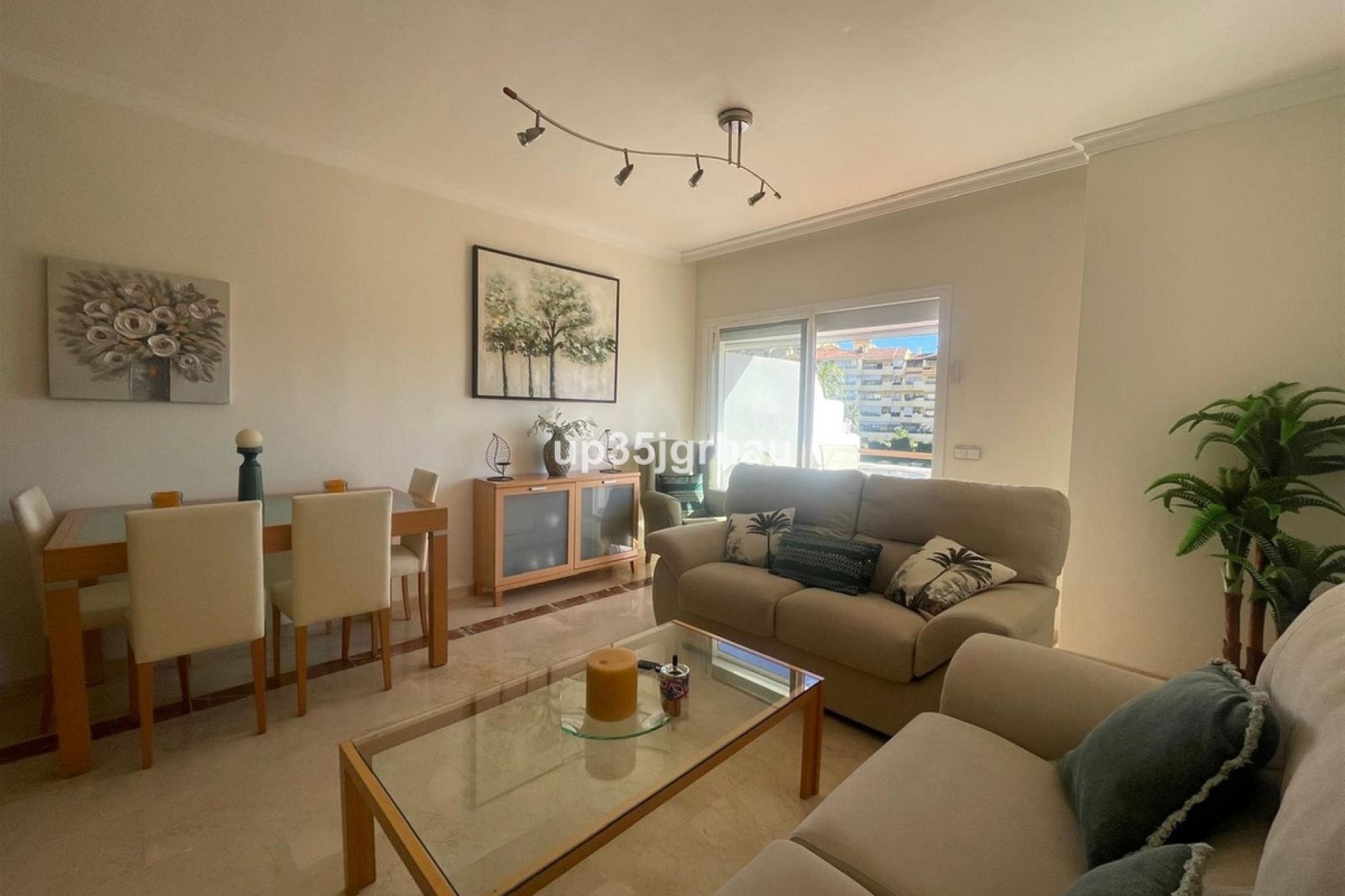 Wiederverkauf - apartment - Estepona - Selwo